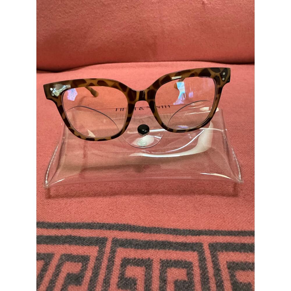 Fifth and Ninth Blue Light Blocking glasses